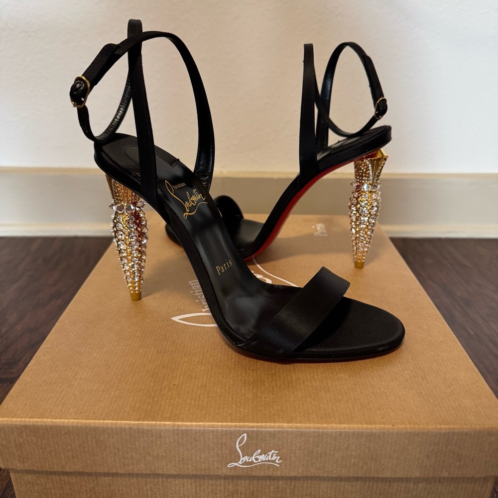 Christian Louboutin Lipstrass Queen 100 Satin Sandals In Black